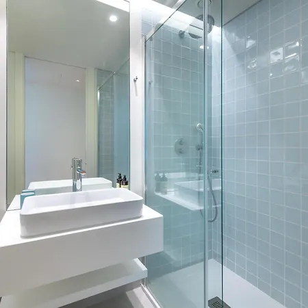Cond Bayline - Safia - Pool - - - Gym - By Bedzy Apartament