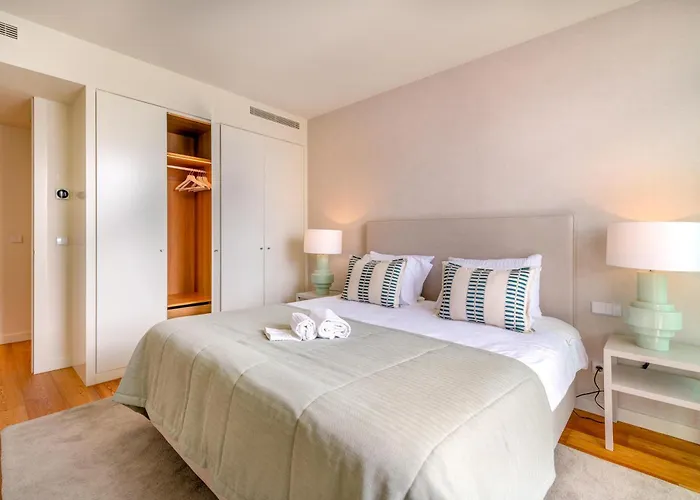 Cond Bayline - Safia - Pool - - - Gym - By Bedzy 公寓 Armação de Pêra