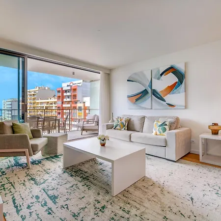 Cond Bayline - Safia - Pool - - - Gym - By Bedzy *